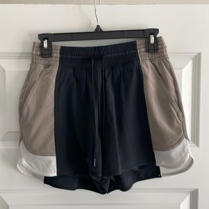 YPB Abercrombie lined running shorts with pockets, size small